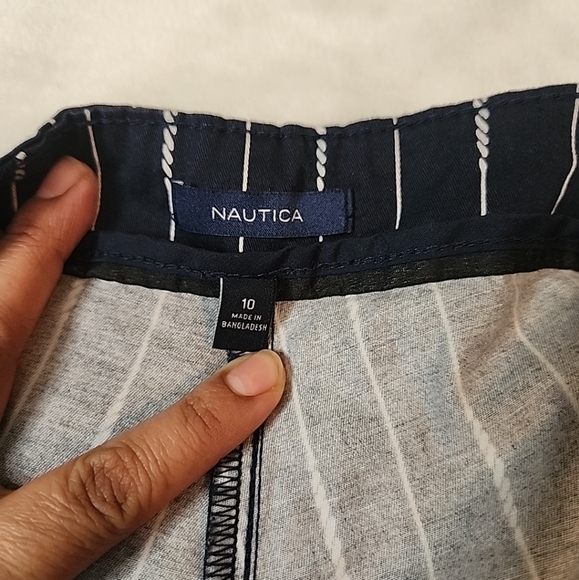 Nautica Mid Rise Twill Womens Navy  Shorts  10 - Picture 5 of 12